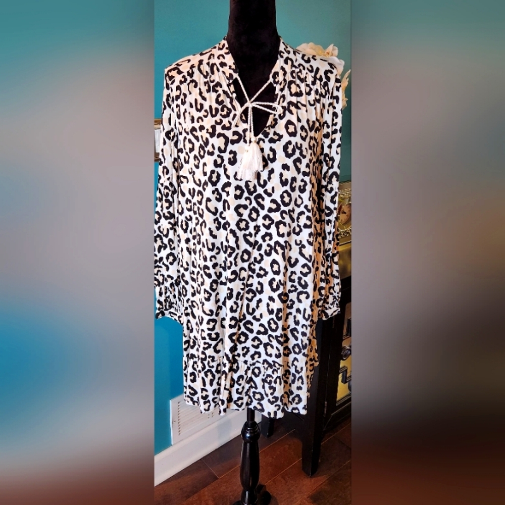 Crown & Ivory animal print dress